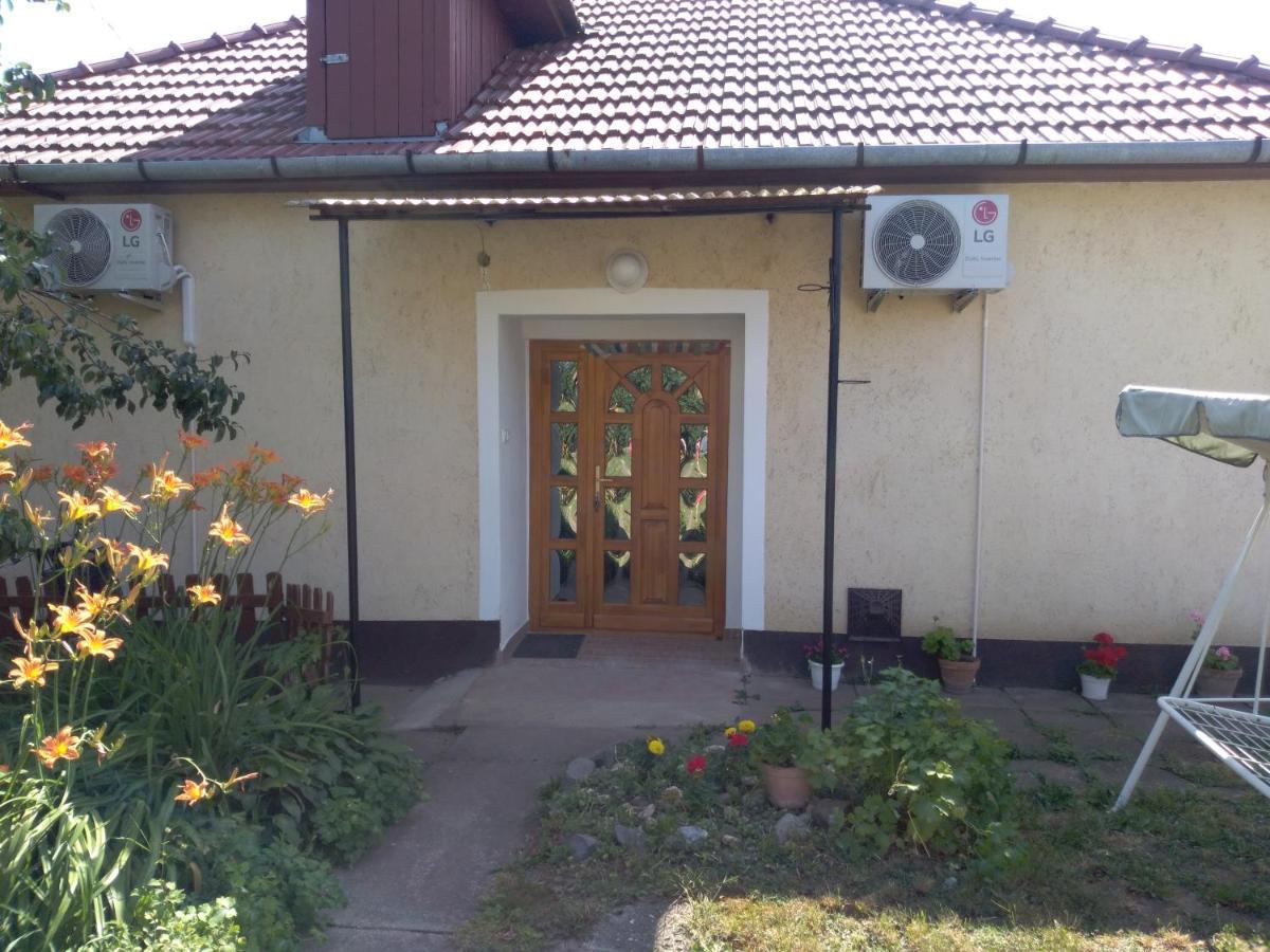 Raday Apartman Hajdúszoboszló Dış mekan fotoğraf